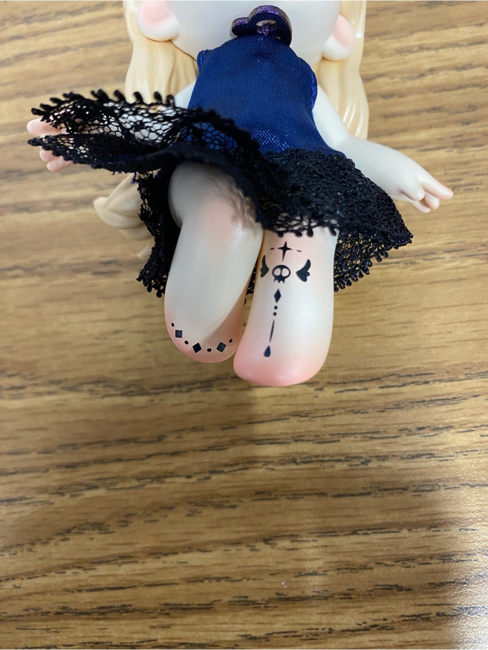 Dodo Nami Diamond Rabbit Figure - Picture 3 of 4